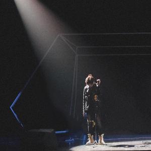 丫丫自慰97AV三级片
